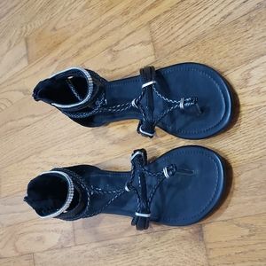 Size 10 Gadiator Style Flats